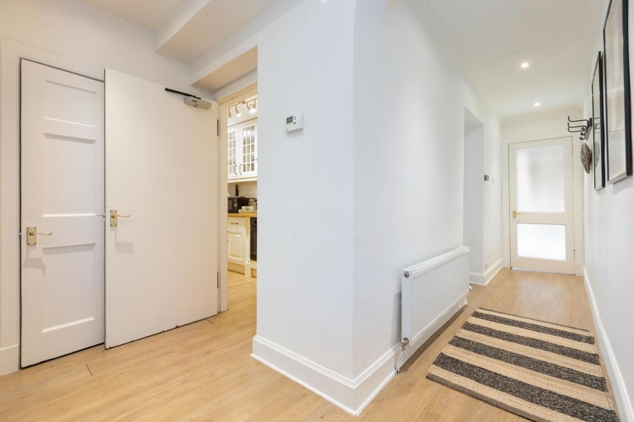 The Edinburgh Meadows Apartment Exterior photo