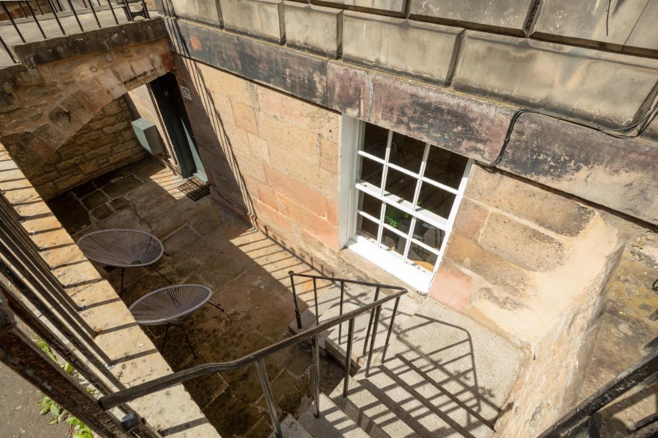 The Edinburgh Meadows Apartment Exterior photo