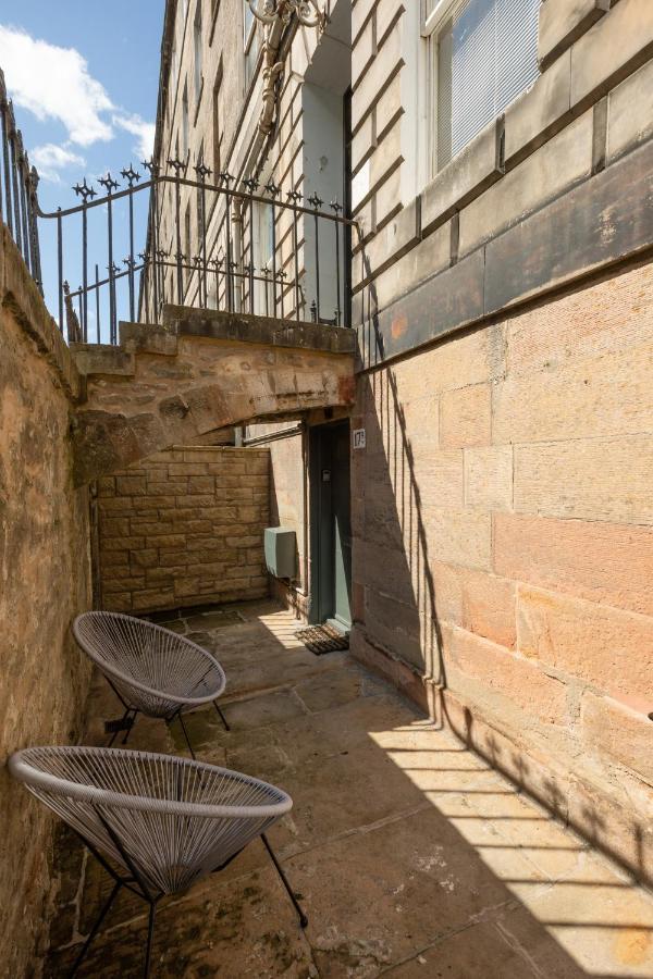 The Edinburgh Meadows Apartment Exterior photo