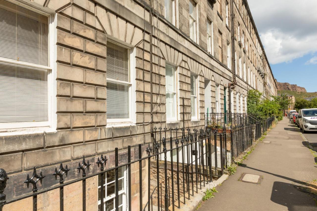 The Edinburgh Meadows Apartment Exterior photo
